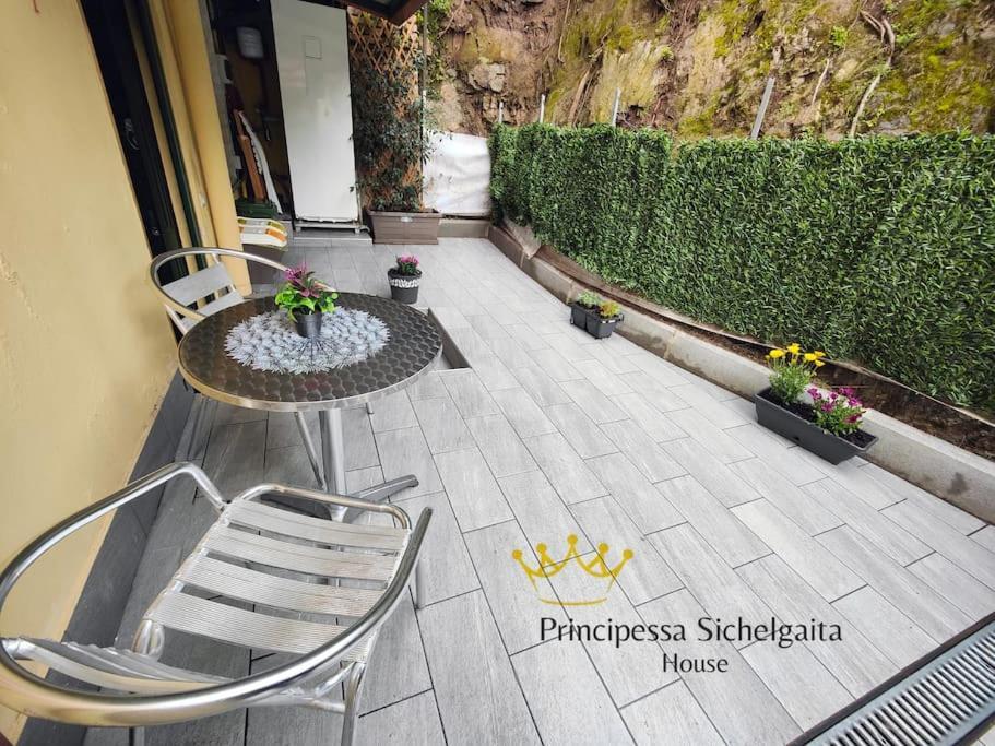 הוילה סלרנו Principessa Sichelgaita House מראה חיצוני תמונה