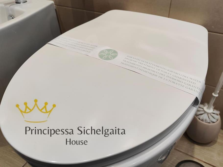 הוילה סלרנו Principessa Sichelgaita House מראה חיצוני תמונה